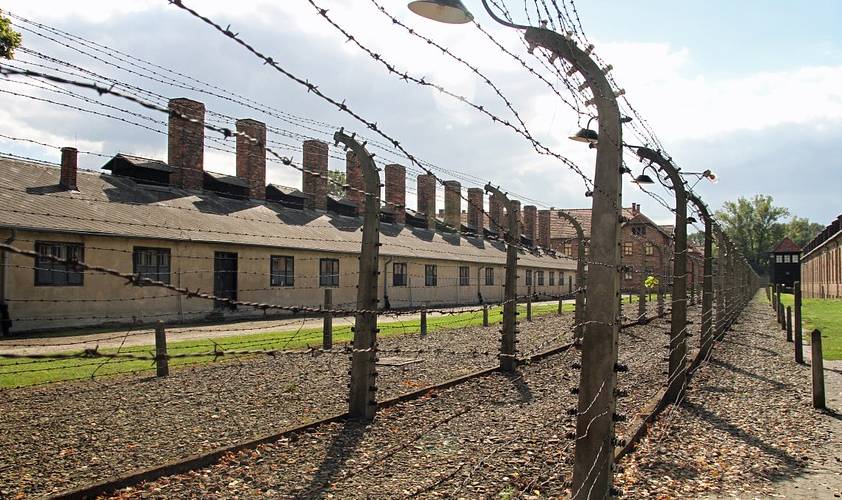 Wycieczki do Auschwitz – Birkenau. Jak zaplanować wyjazd?