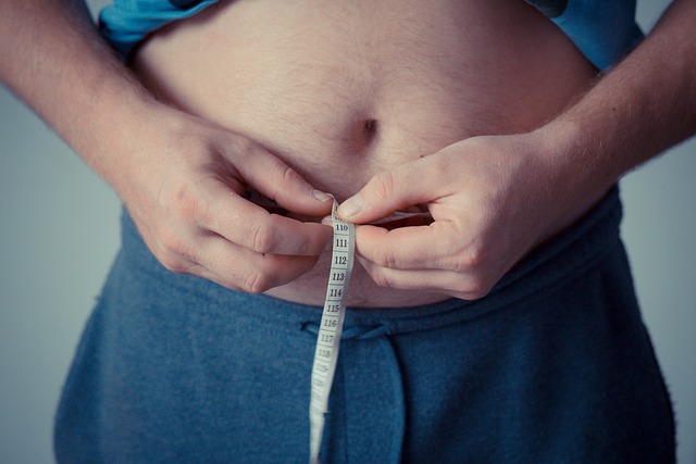 Zmniejszenie żołądka – na czym polega i jakie przynosi efekty?